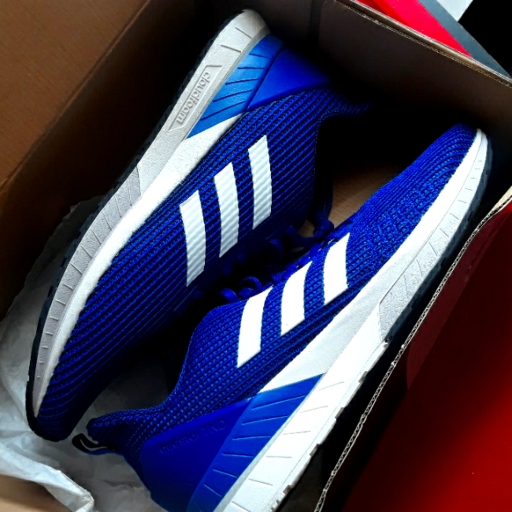 Adidas Questar TND